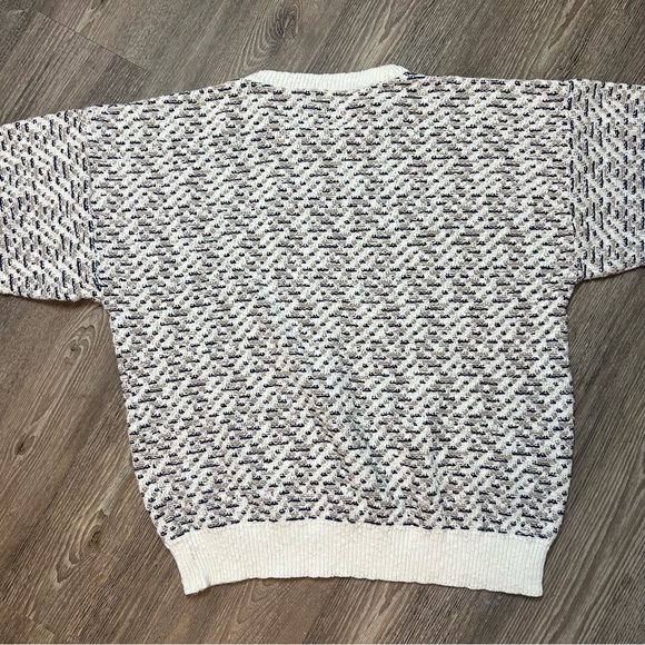 Heavyweight Vintage Sweater - Picture 6 of 8